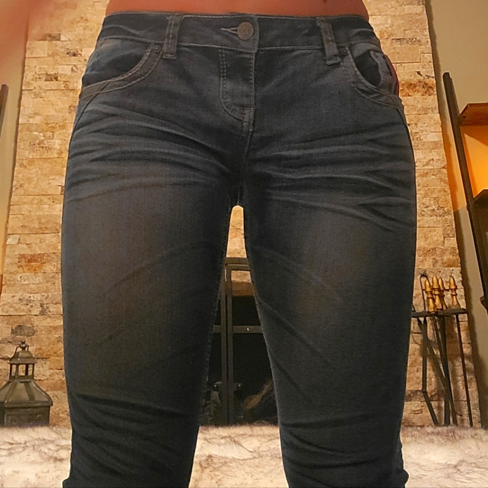 Vanilla star low rise cropped jeans size 11